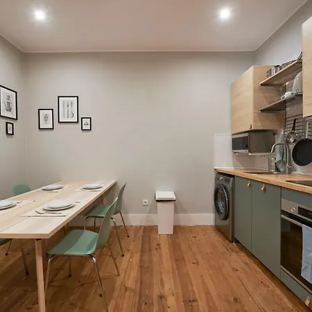 Apartament Design For Big Groups 4bed/3bath Lizbona